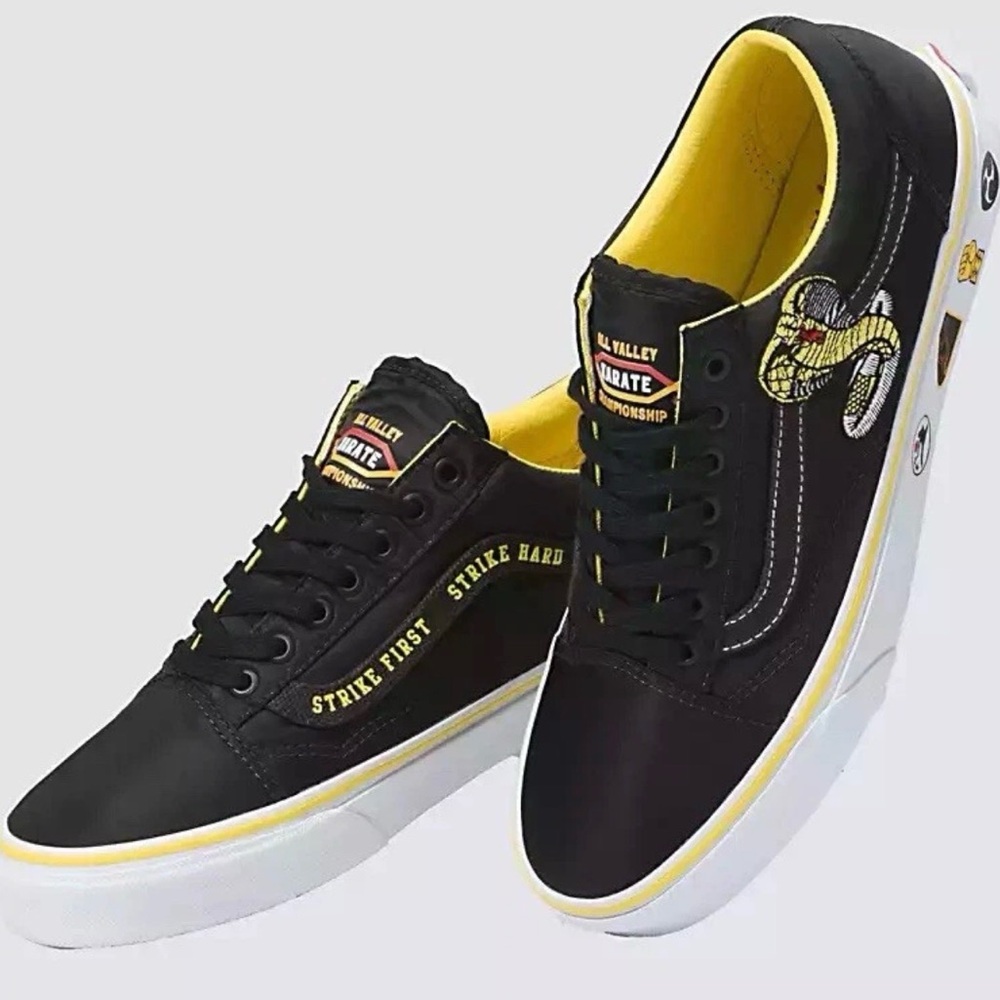 •VANS X COBRA KAI•NWT COBRA KAI KARATE KID OLD SKOOL LOW-TOP LACEUP SNEAKERS 8.5